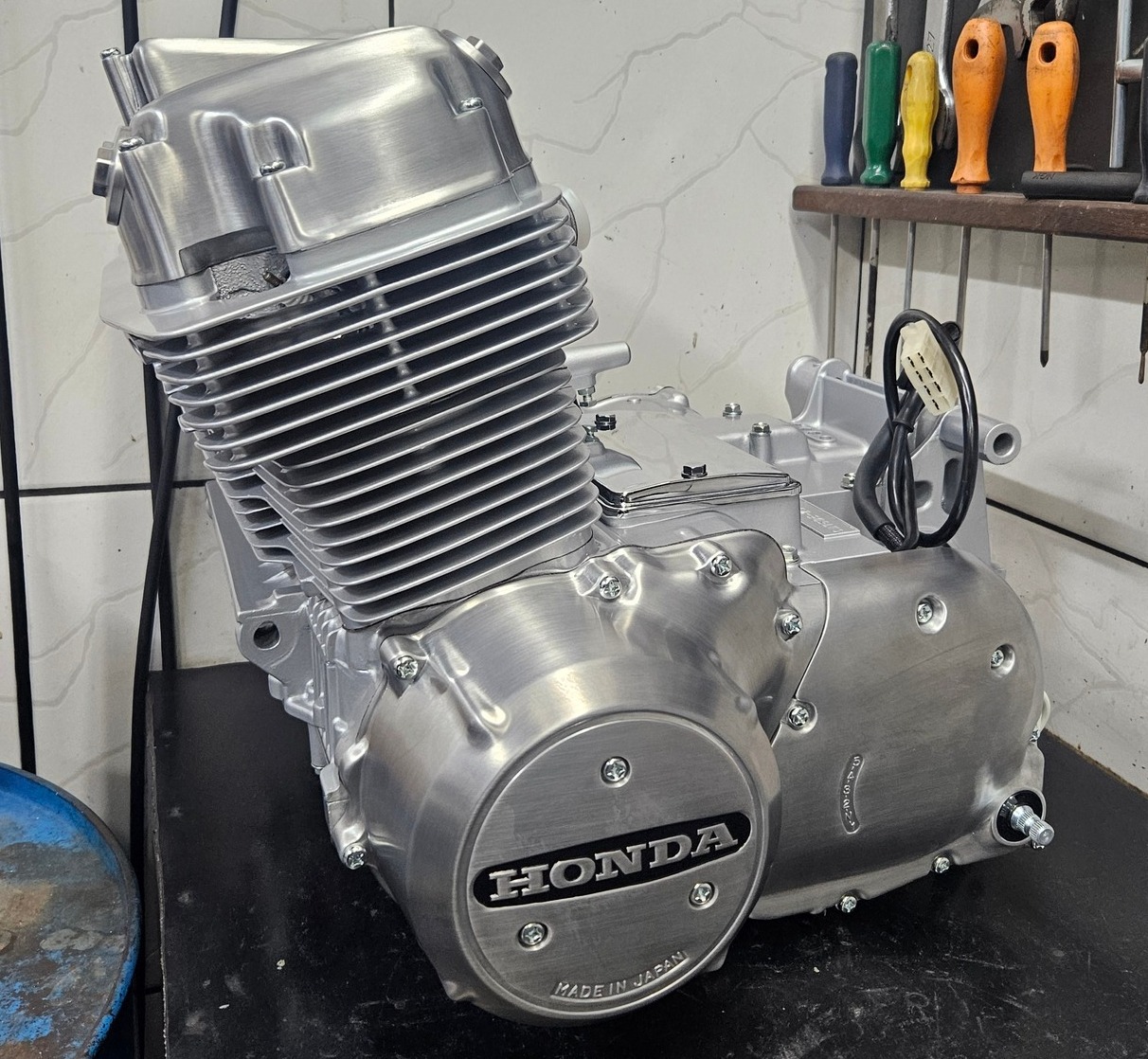 Honda CB750 Four K2 — blokrevisie